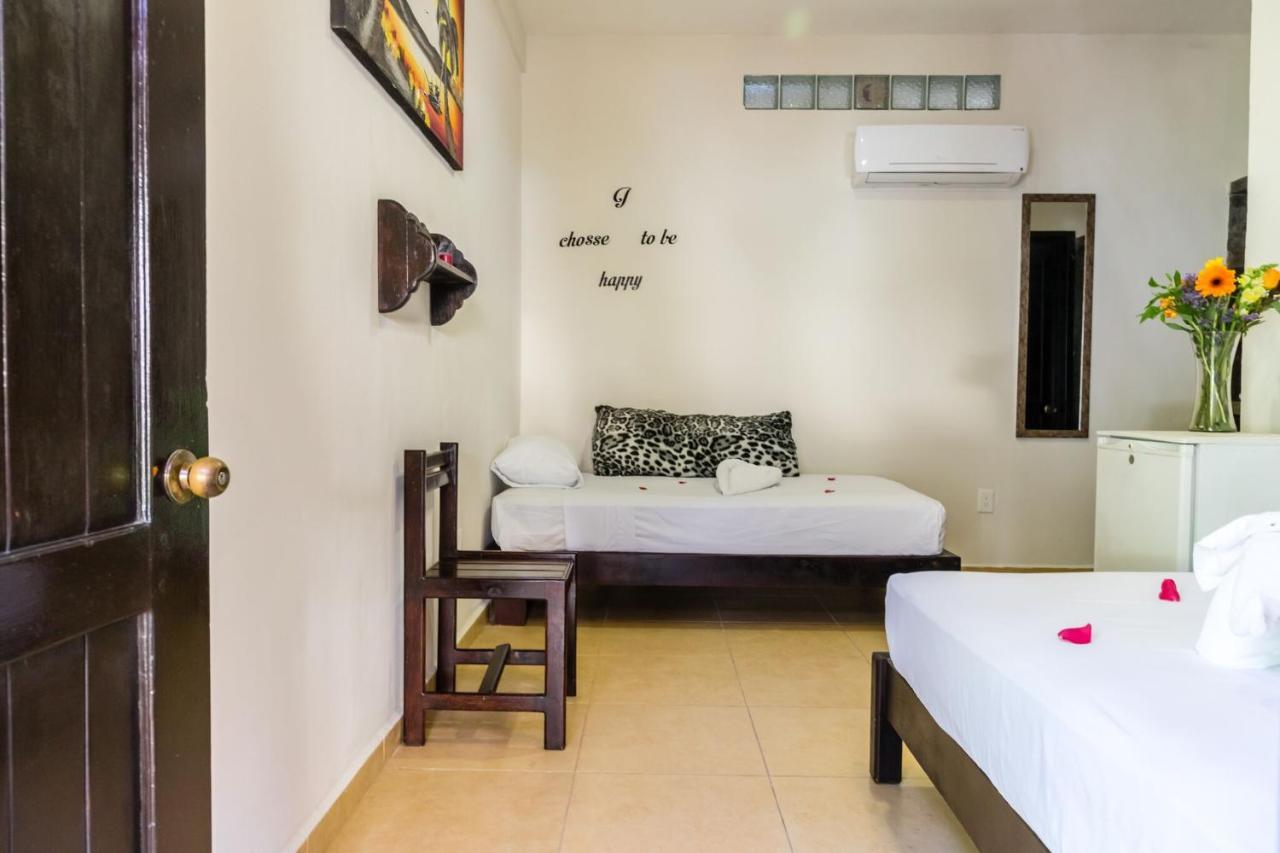 Moonshine Hotel Playa del Carmen Exterior foto