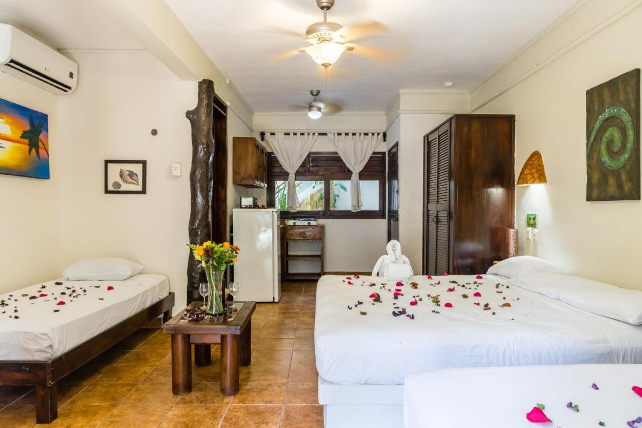 Moonshine Hotel Playa del Carmen Exterior foto